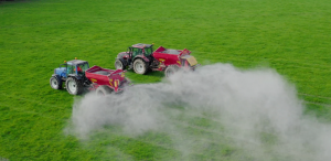 Tractor spreading hi calcium agri lime